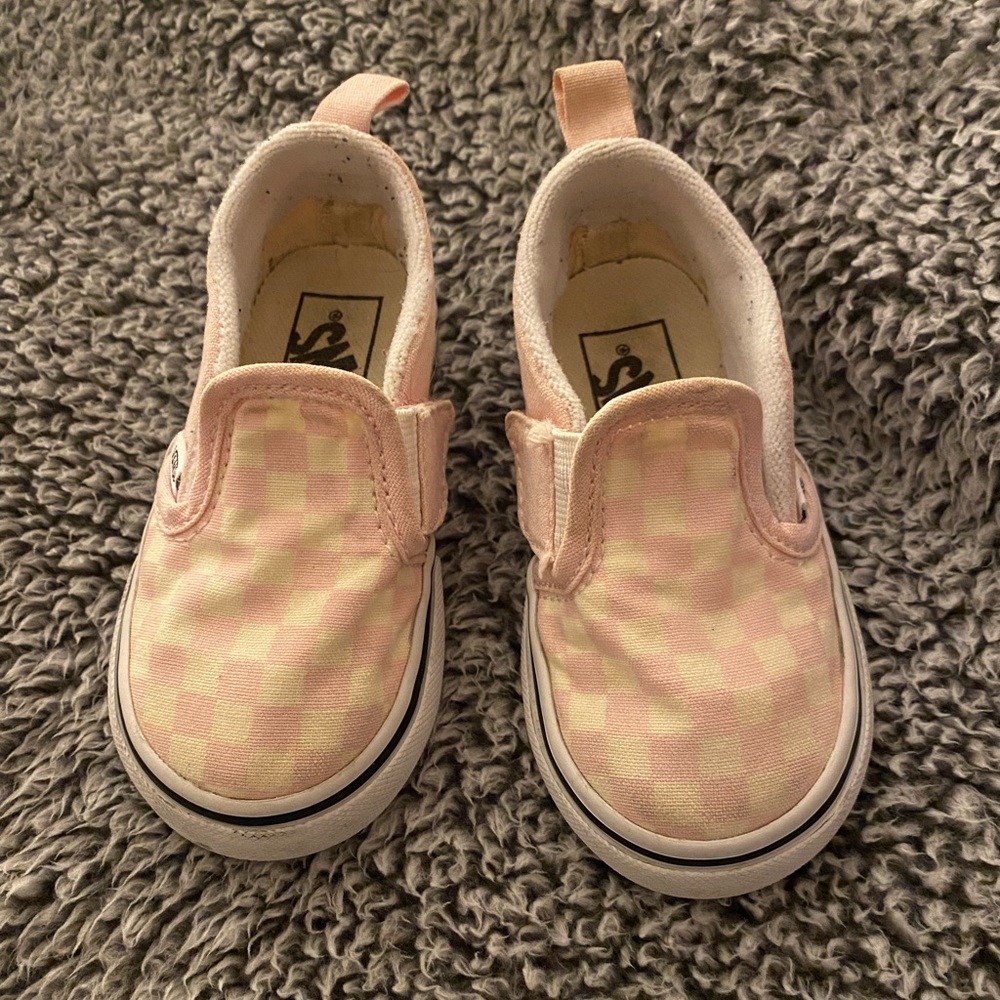 Light pink checkered vans